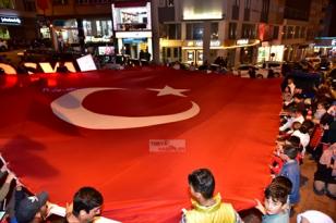 O MÜBAREK BAYRAK BU BAYRAK  ” EROL SEVDİ”..