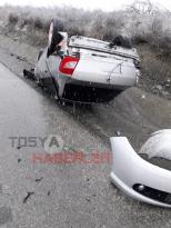 TOSYA ÇEVLİK KÖYÜ MEVKİNDE KORKUTAN TRAFİK KAZASI…