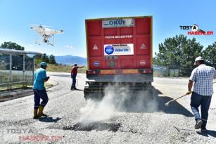 TOSYA BELEDİYESİNDEN 45 GÜNDE 10 BİN METRE  ASFALT ÇALIŞMASI… (Dron görüntüleri)
