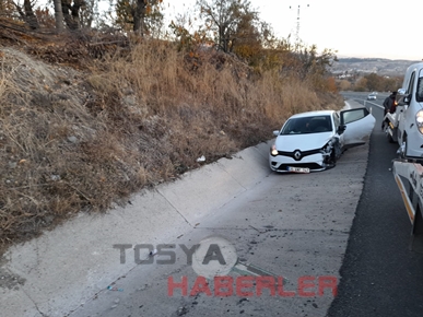 TOSYA DERİNGÖZ MEVKİ TRAFİK KAZASI..